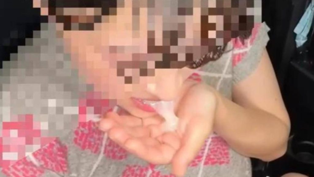 FC2-PPV-4811714 車内で巨乳美女が本物チンコでフェラ講習→ローリング、バキューム、イラマと多彩な舐め技を学び実践し４名大量口内発射☆美人保育士の沙紀さん