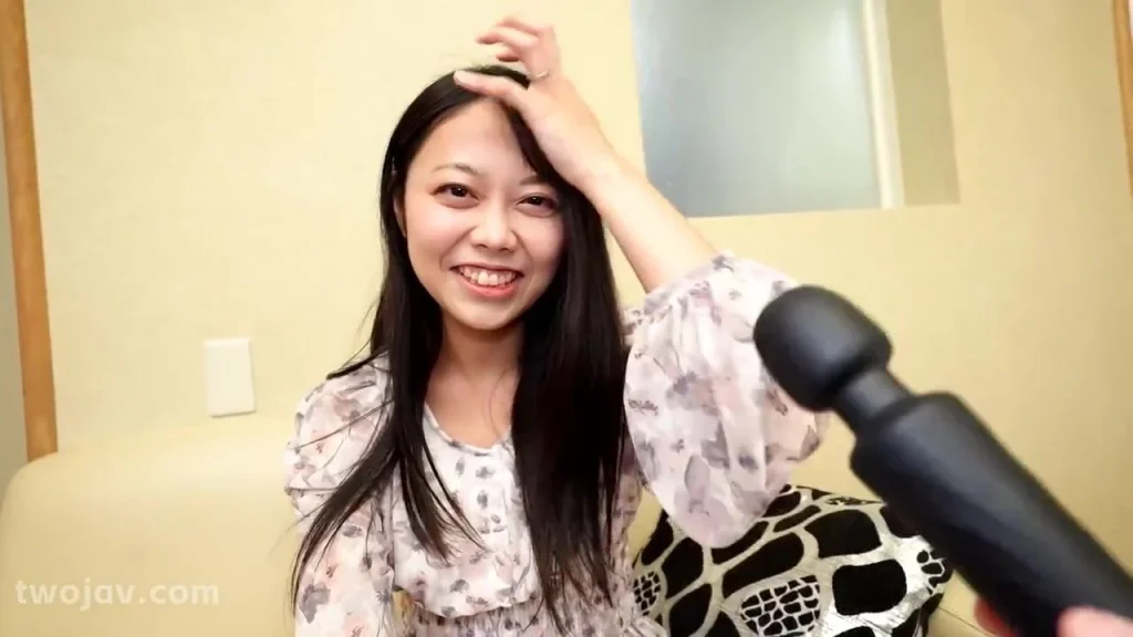 FC2-PPV-4816654 【無修正・中出し】２０代素人若妻インタビュー File