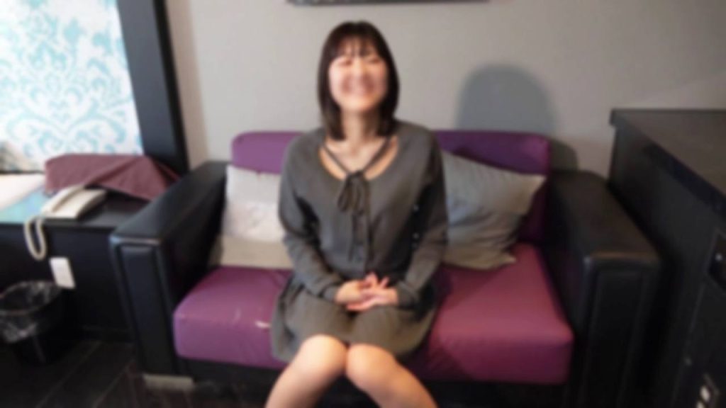 FC2-PPV-4846723【初撮り３発射】看護師を目指す２０歳のスレンダー＆美巨乳な美裸体。ハメ撮りド./クターがエッチな献身性をレクチャー。