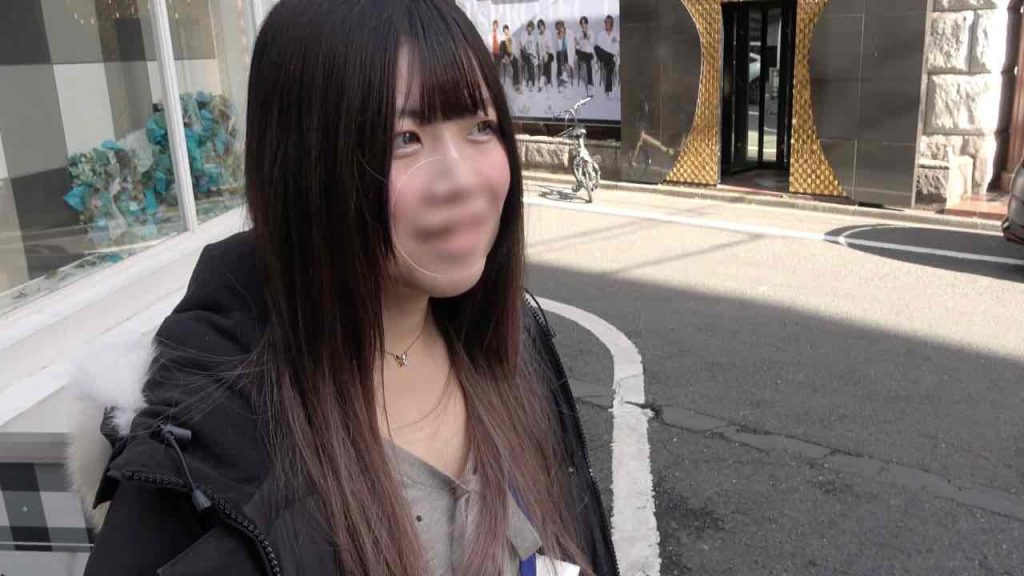 FC2-PPV-4849351 20日まで半額【個撮ナンパ-無】Fカップ巨乳の可愛い女子。デカチン見て大興奮。膣奥ピストンにアヘ顔晒してポルチオイキ連発【海外版】特典あり