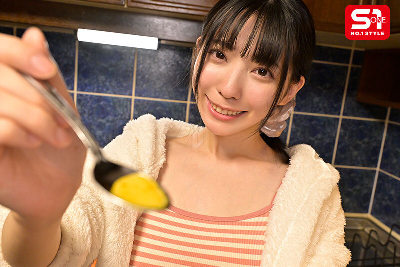 グラドルと同棲生活しちゃう？ 紫堂るいの完全主観オナニーサポート 2枚目