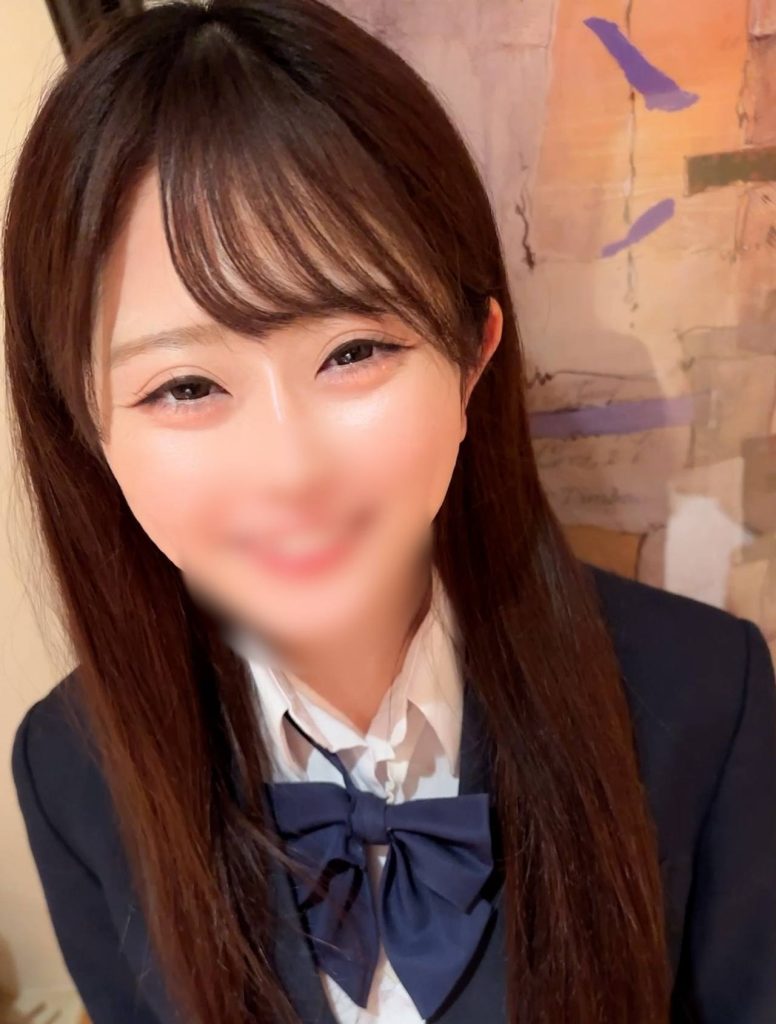 FC2-PPV-3185353 個撮【顔出し】 笑顔まぶしいHcup巨乳カースト上位　キレイな顔を公開ハメ撮り大量中出し