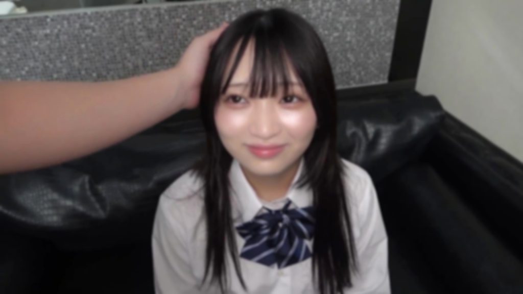 FC2-PPV-4867757【未公開秘蔵記録】清純アイドル志望の美女、制服姿を汚い男のチンポで乱される極秘映像！レッスン終わりの麗しきカラダと膣内に刻まれた大量精液。